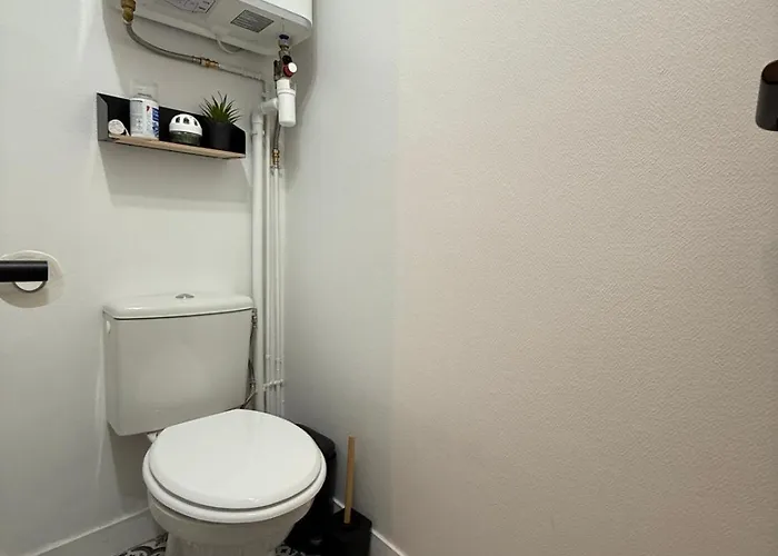 - Sublime 2 Pièces à 2 Min Plage&centre-ville *